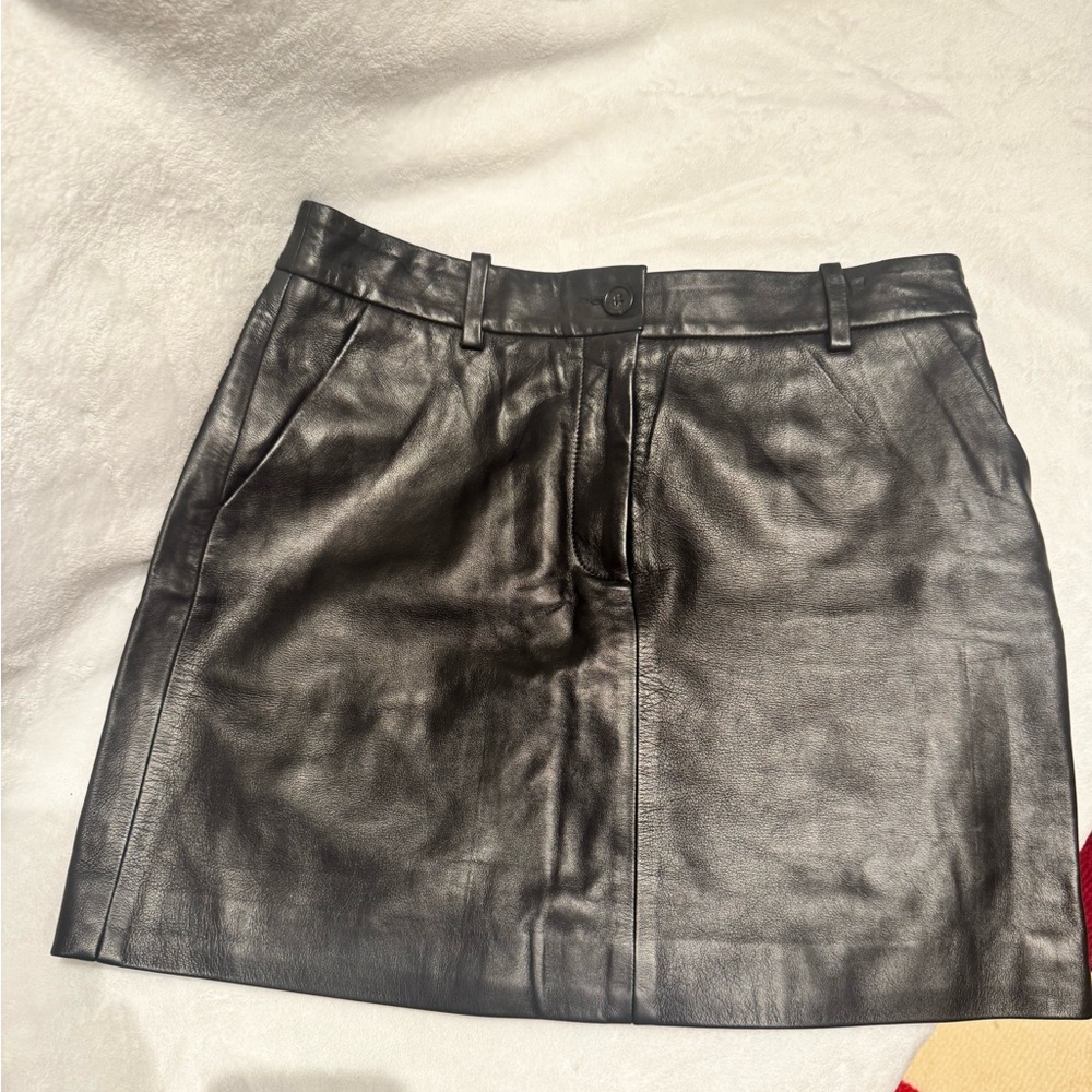 Nili Lotan, leather skirt size 4, very good condition